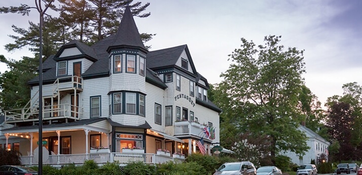 Exterior of our pet-friendly Maine hotel
